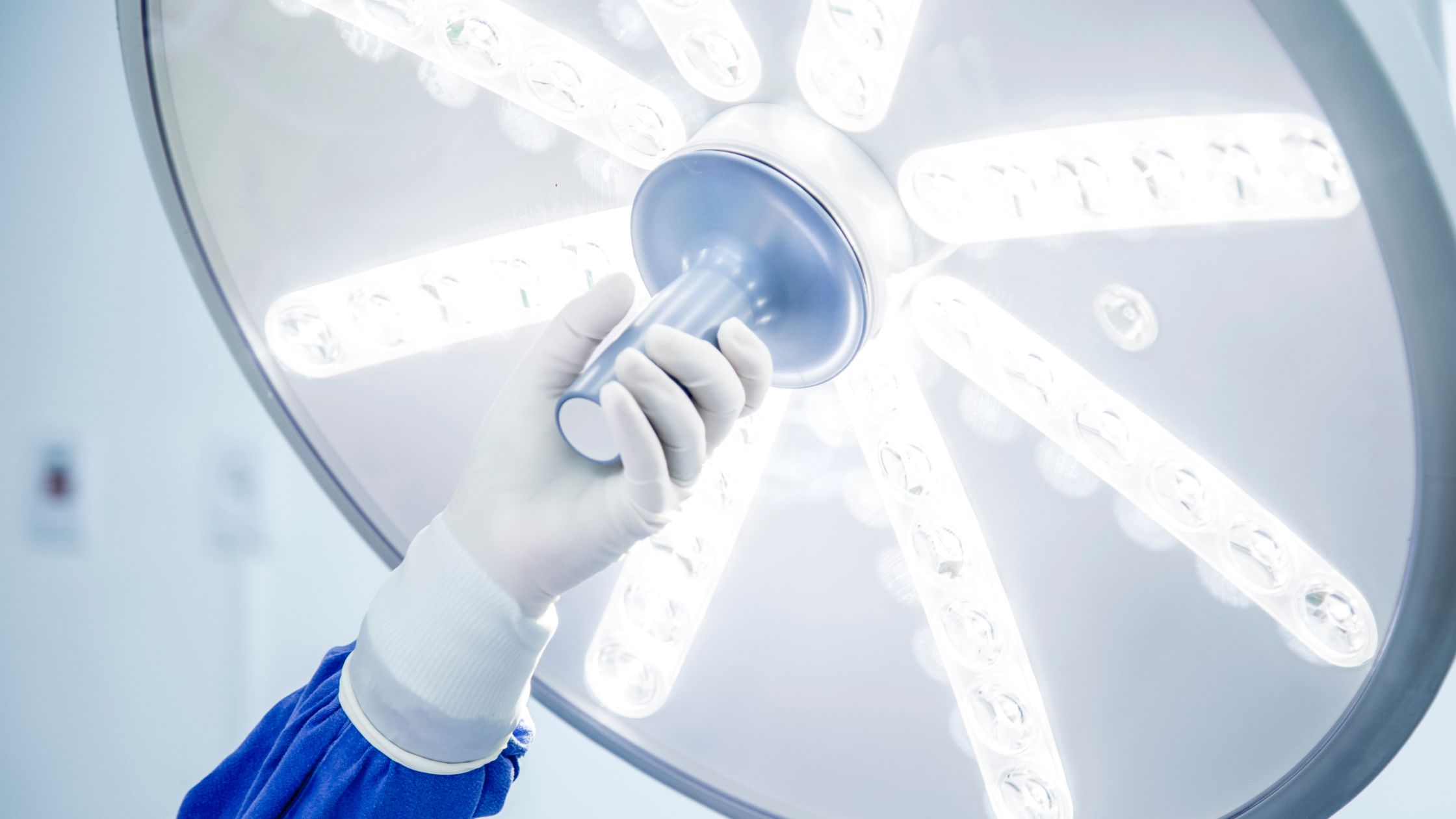 Choosing the Right Surgical Lights for your Vet Practice 💡